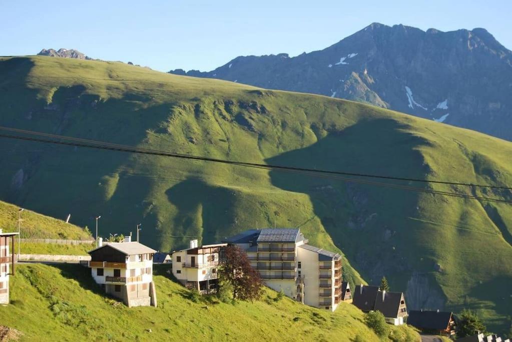 Appartement Vue Panoramique Sur Les Pyrenees à Saint-Lary-Soulan Extérieur photo